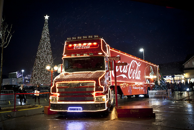 Gwiazdka coraz bliżej: świąteczna ciężarówka Coca-Coli odwiedzi Norwegię