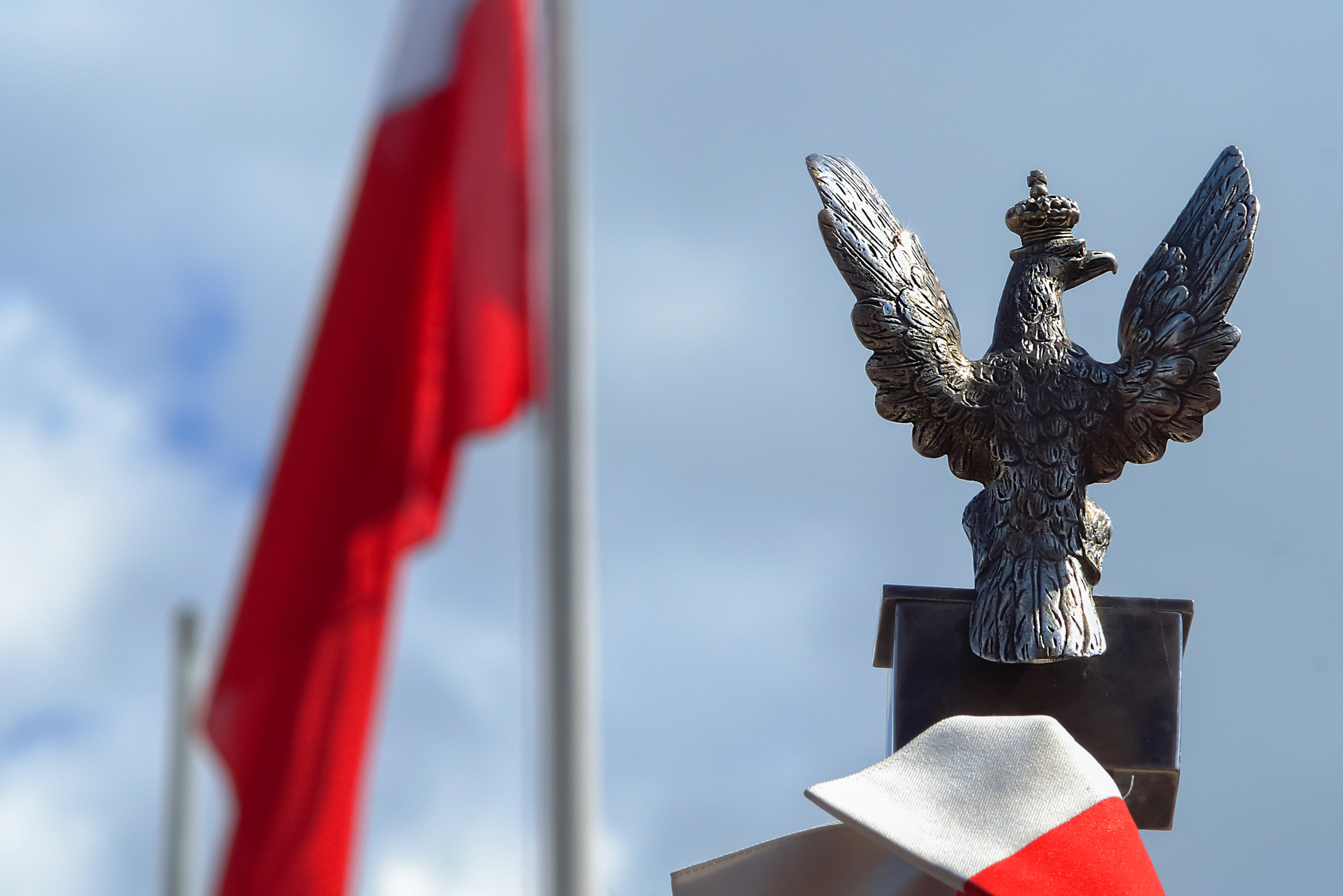 „Niepodległa do hymnu" 