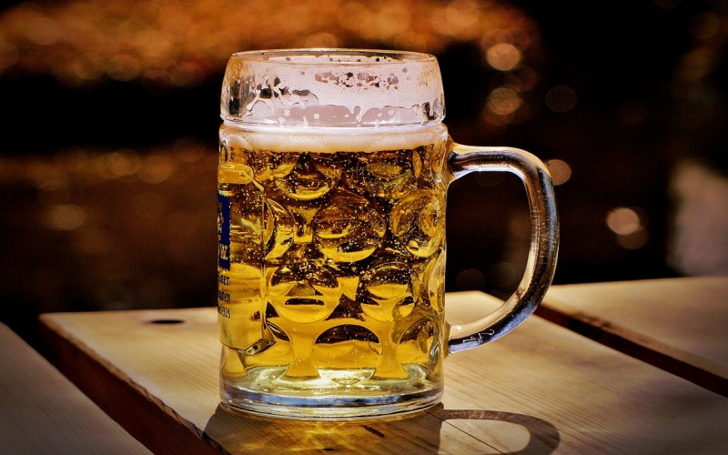 Oktoberfest i namiot piwny w Lillestrøm Torv