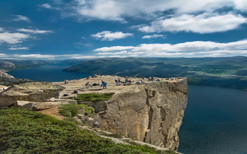 Weekend yogi na Preikestolen