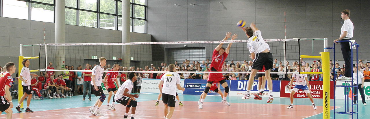 Reprezentacja Polskiej Szkoły w Bergen vs. Załoga ORP Gen. T. Kościuszko
