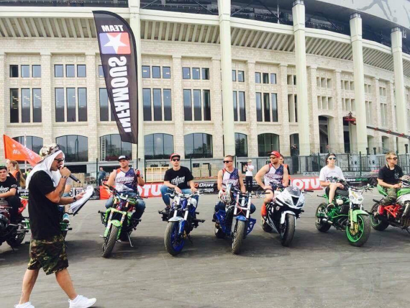 Motocykliści z Infamous Team