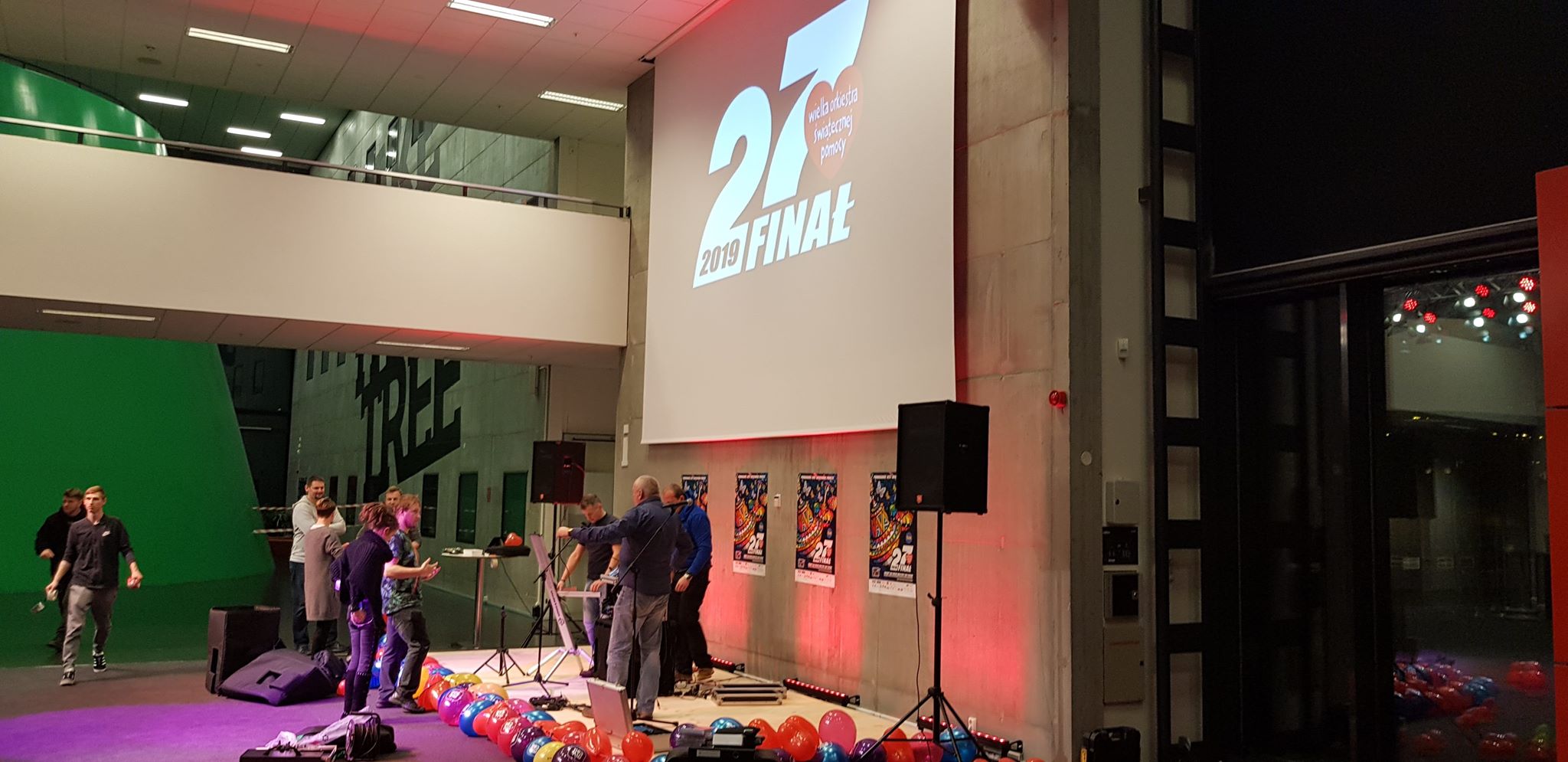 Wolontariusze ze sztabu w Bergen działają prężnie już od kilku dni.