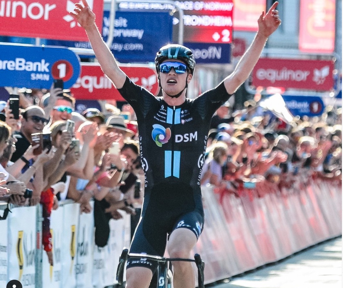 Andreas Leknessund wygrał w klasyfikacji generalnej Arctic Race of Norway 2022. Teraz wraca do rywalizacji, by odnieść kolejne zwycięstwo.