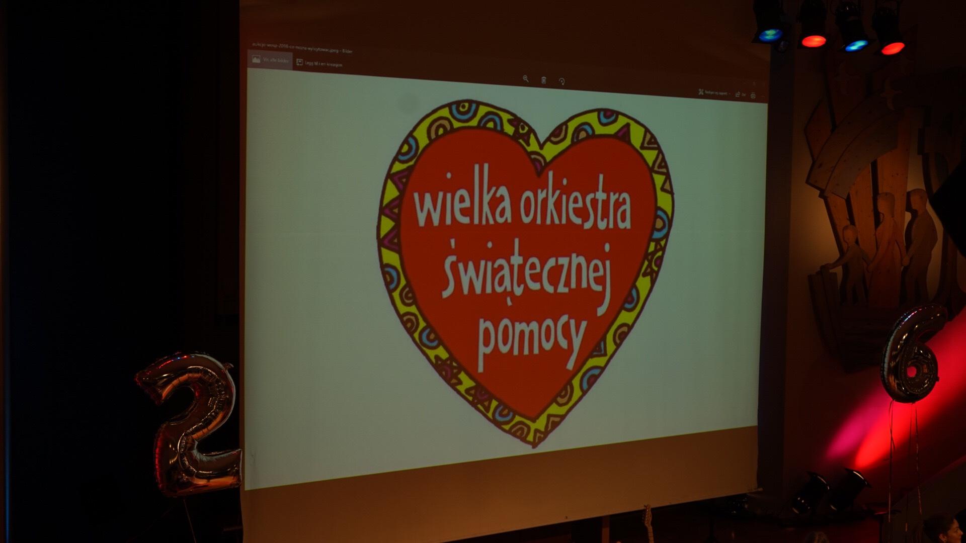 Licytacje charytatywne podczas finału WOŚP 2018 w Oslo.