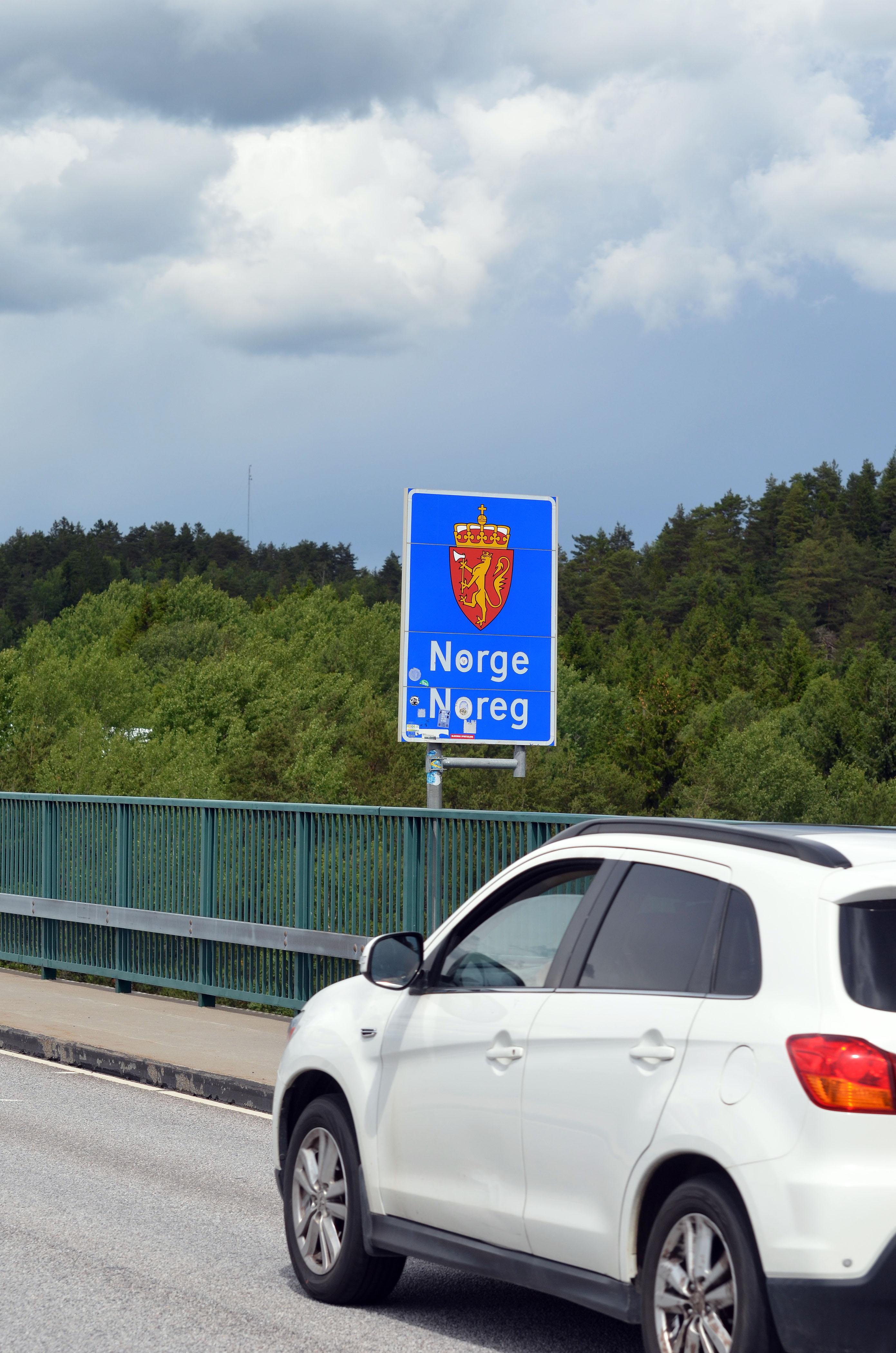 Każdy przekraczający granicę Norwegii musi przygotować się na dłuższą kontrolę. 