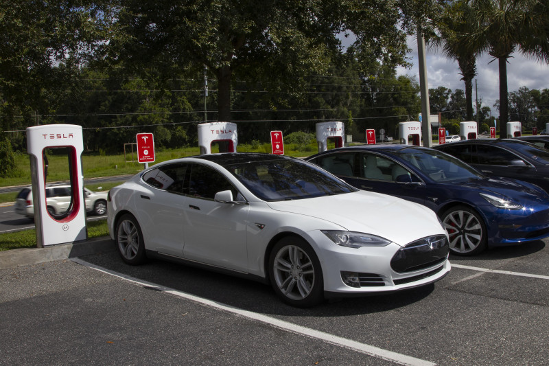 Model 3, Model X i Model S zajęły trzy z pięciu najlepszych miejsc w ankiecie.