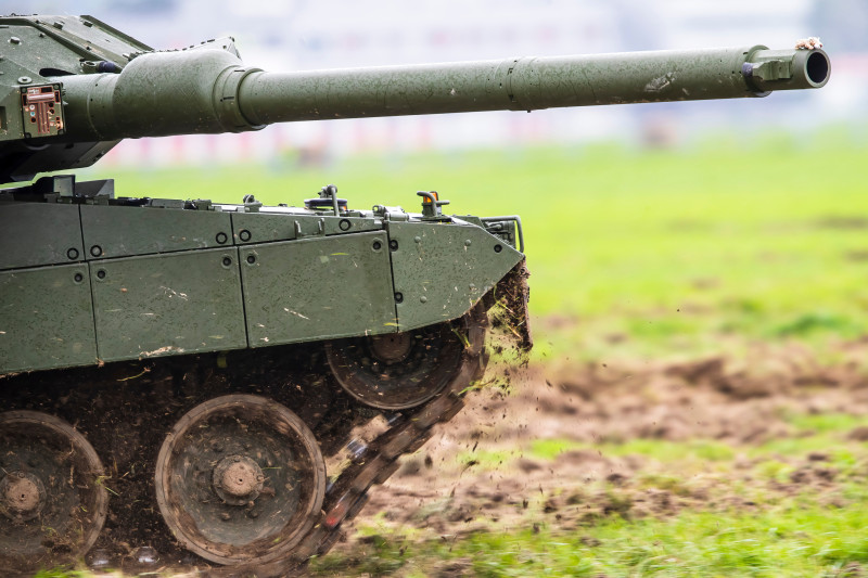 Obecnie czołgi typu Leopard 1 i Leopard 2A4 wykorzystywane w Norweskich Siłach Zbrojnych mają ponad 40 lat.