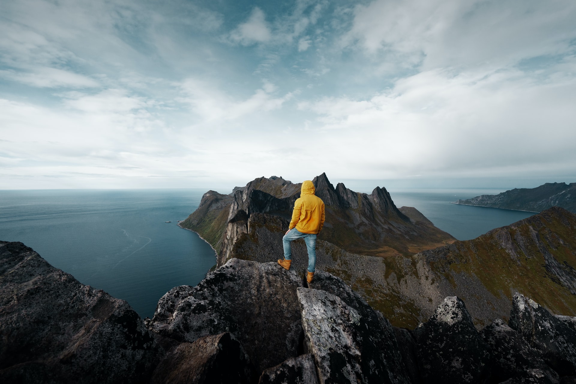 Senja jest drugą co do wielkości wyspą Norwegii.