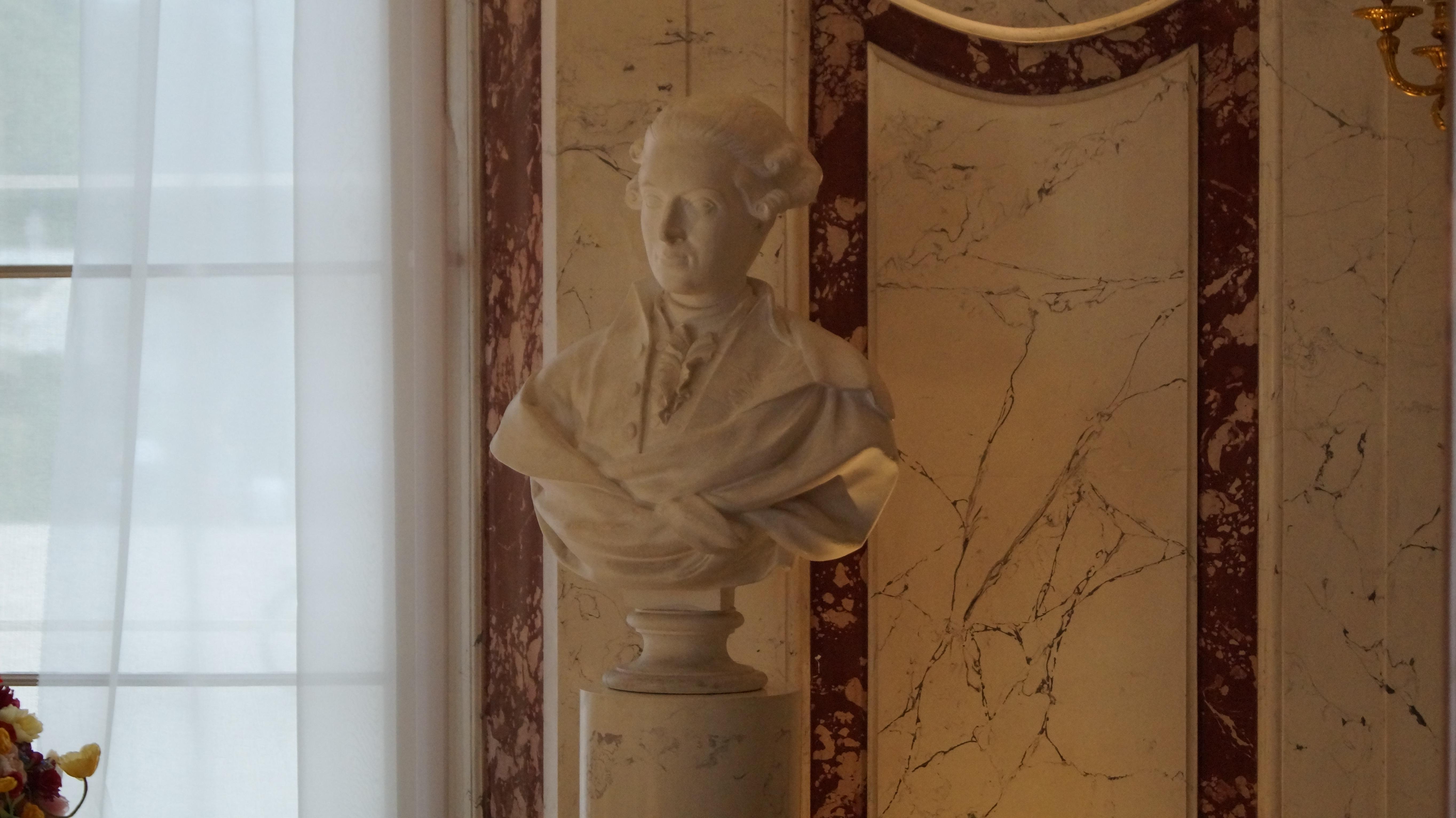 Chrystian VII – król Danii i Norwegii, który był pomysłodawcą serwisu.