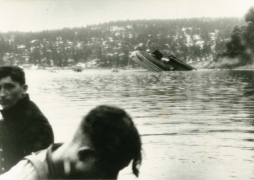 Tonący okręt Blücher, Norwegia, 9 kwietnia 1940.