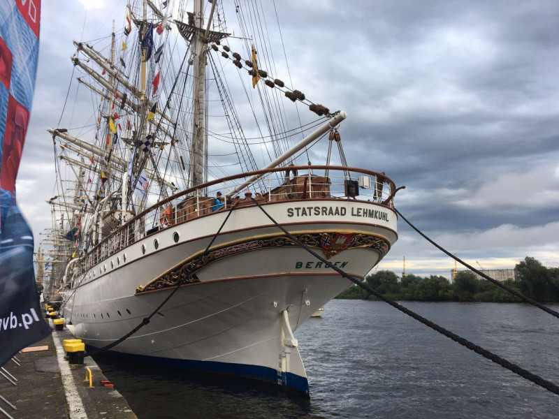 Statsraad Lehmkuhl to ponadstuletni żaglowiec wykupiony przez norweską fundację z Bergen