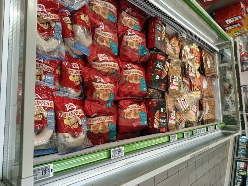 Spóźnialscy zdążą jeszcze zrobić zakupy przed świętami.