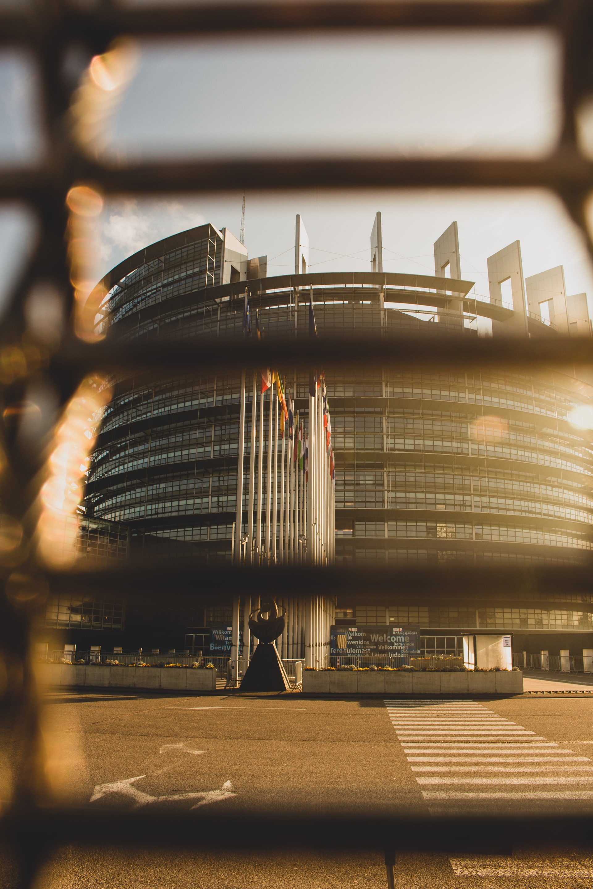 Komisja Europejska chce ustanowić „inteligentny” zestaw zasad, które będa miały uratować turystykę w tym roku.
