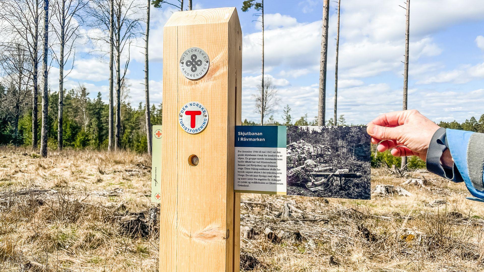 In the photo: one of the signs marking historic tourist trails in Norway.