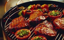 Kilka praktycznych pomysłów na letnie grillowanie!