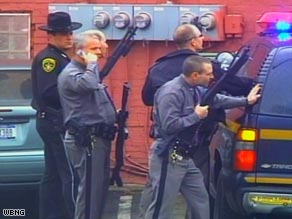 Strzelanina w centrum imigrantów 