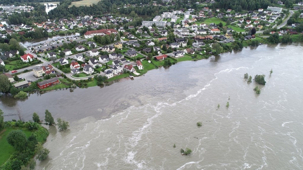 Ryzyko powodzi w Norwegii jeszcze nie minęło. Rośnie poziom wód w rzekach i jeziorach