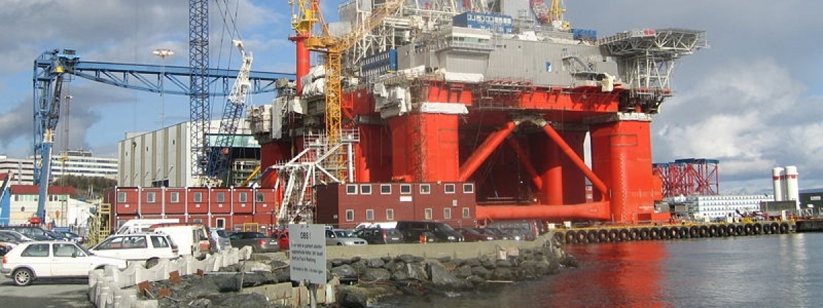 Zagraniczni pracownicy sami opłacą transport i zakwaterowanie. Zmiany w branży stoczniowej