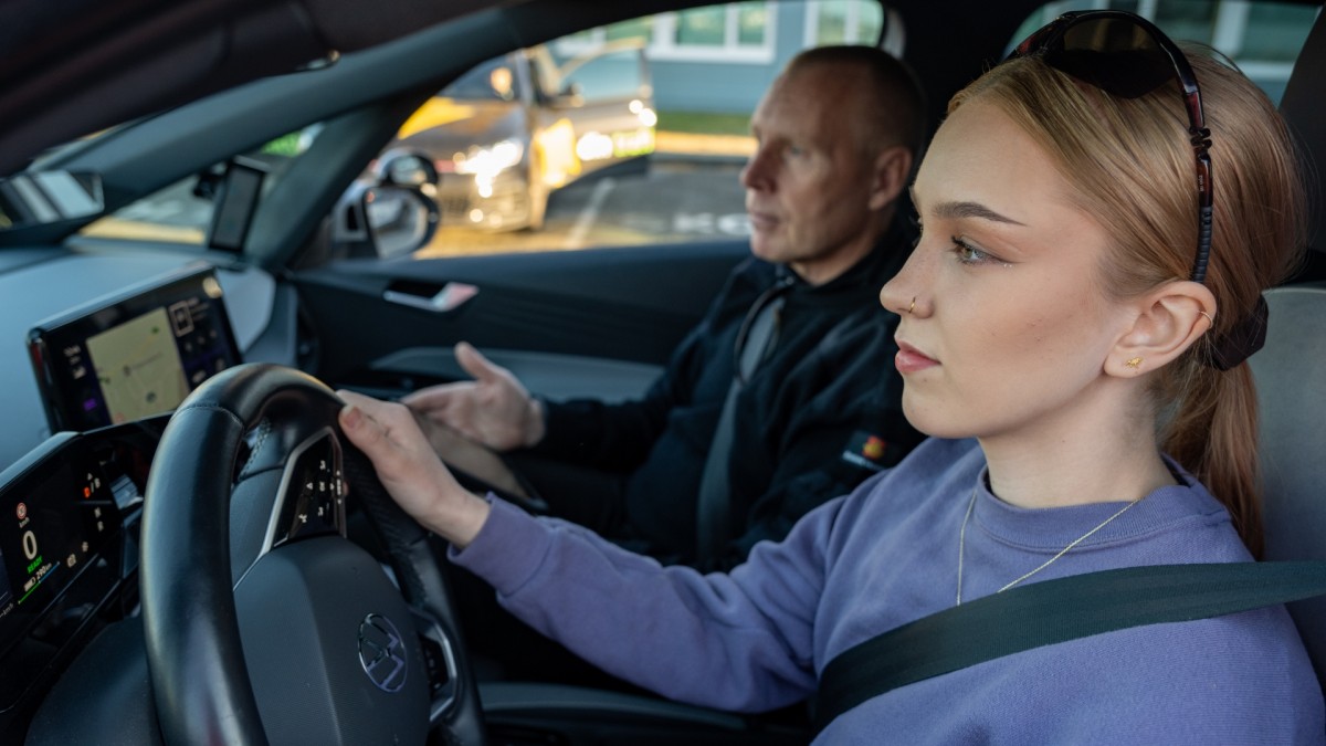 W Norwegii jazdę samochodem mogą ćwiczyć nawet 16-latkowie