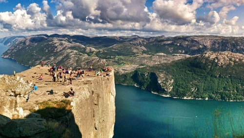 Preikestolen zamknięte dla Toma Cruise’a. Znamy już nowy termin
