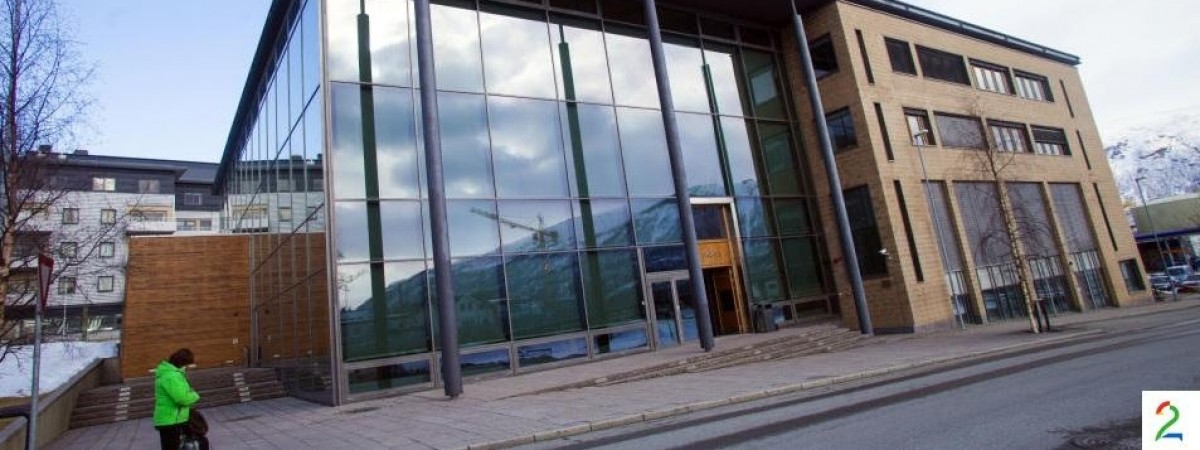 22-letni pedofil z Tromsø skazany na 8,5 roku więzienia. Wykorzystał 75 dzieci