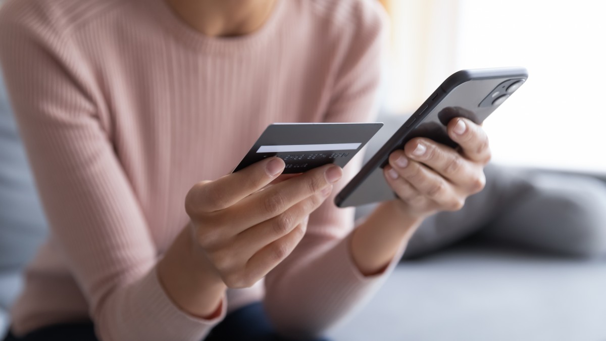 Norweski bank ostrzega przed falą oszustw: dziesięciokrotny wzrost prób wyłudzenia danych