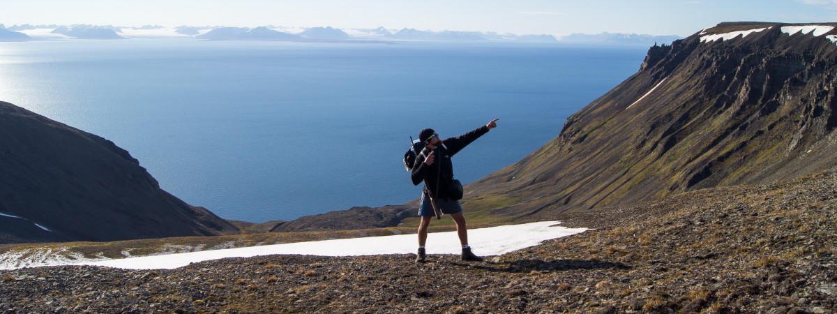 „Tego nie da się opisać, to trzeba przeżyć”: dwóch studentów z Polski w wyprawie na Svalbard [VIDEO+ZDJĘCIA]