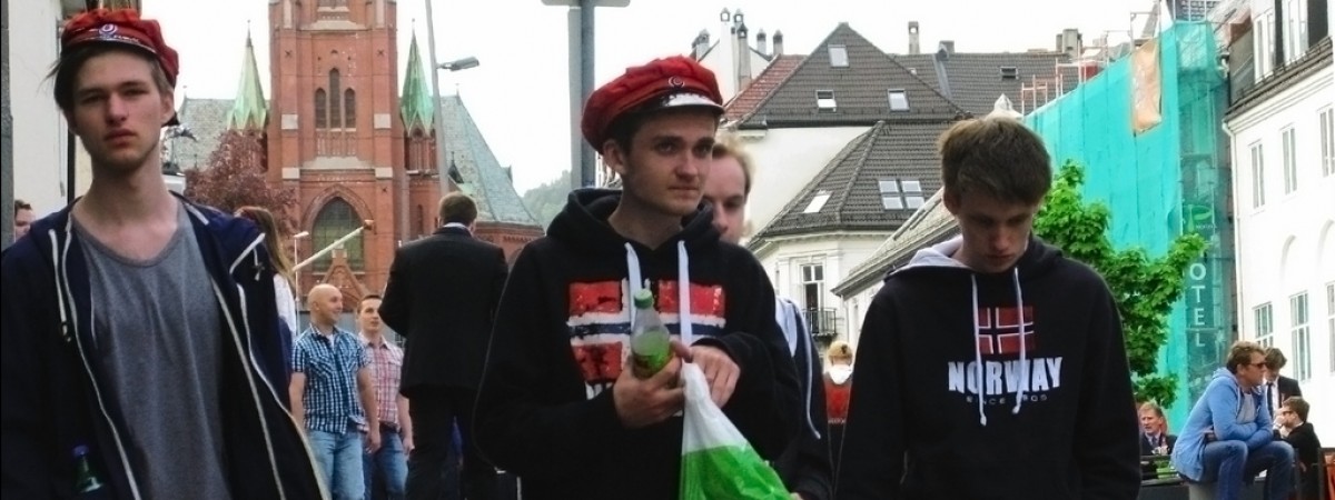 Podduszają się i nagrywają atak spazmów. Norweskie russy znów igrają z życiem dla wyzwania