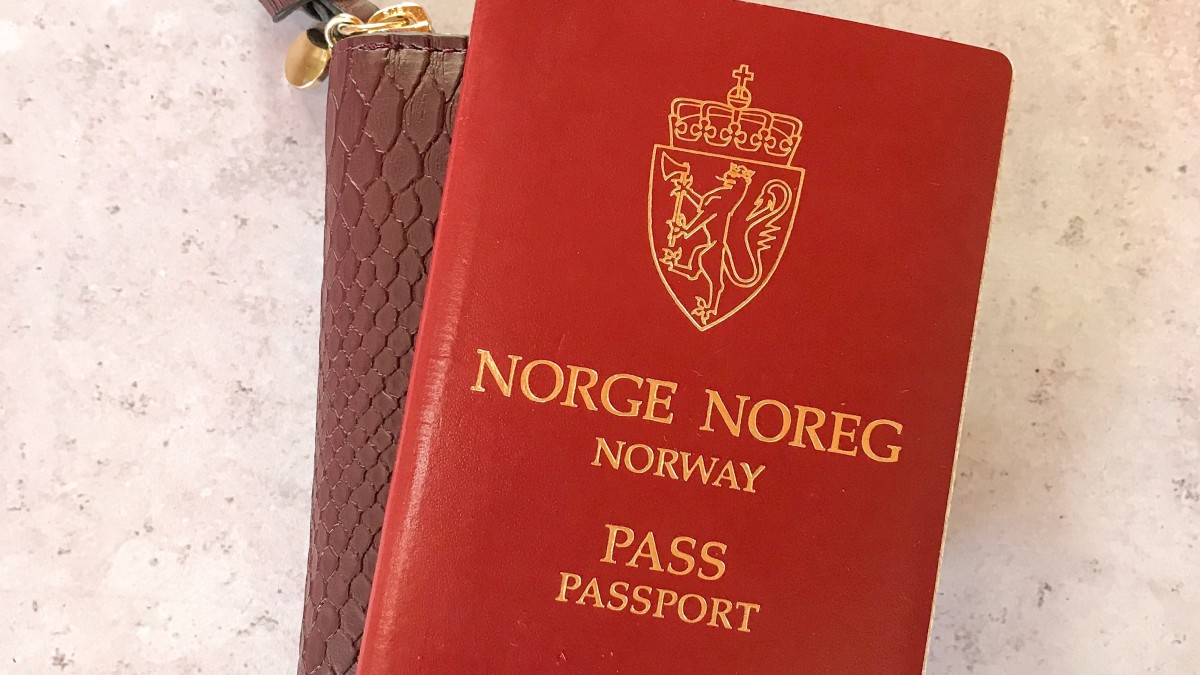 Nowe dowody tożsamości i paszporty coraz bliżej. Policja zdradza szczegóły