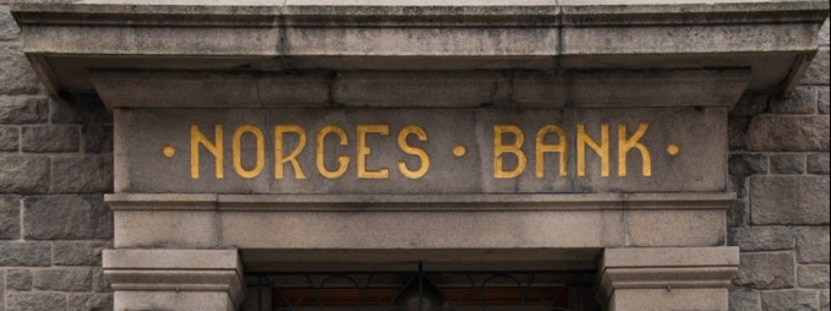 Stopy procentowe uratują koronę? Bank centralny zaskoczył, znawcy rynku widzą światełko w tunelu