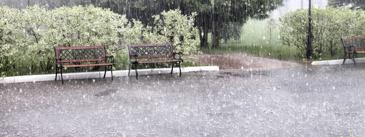 Ostrzeżenia pogodowe. Żółty stopień zagrożenia ulewnymi deszczami i pożarami w południowej Norwegii