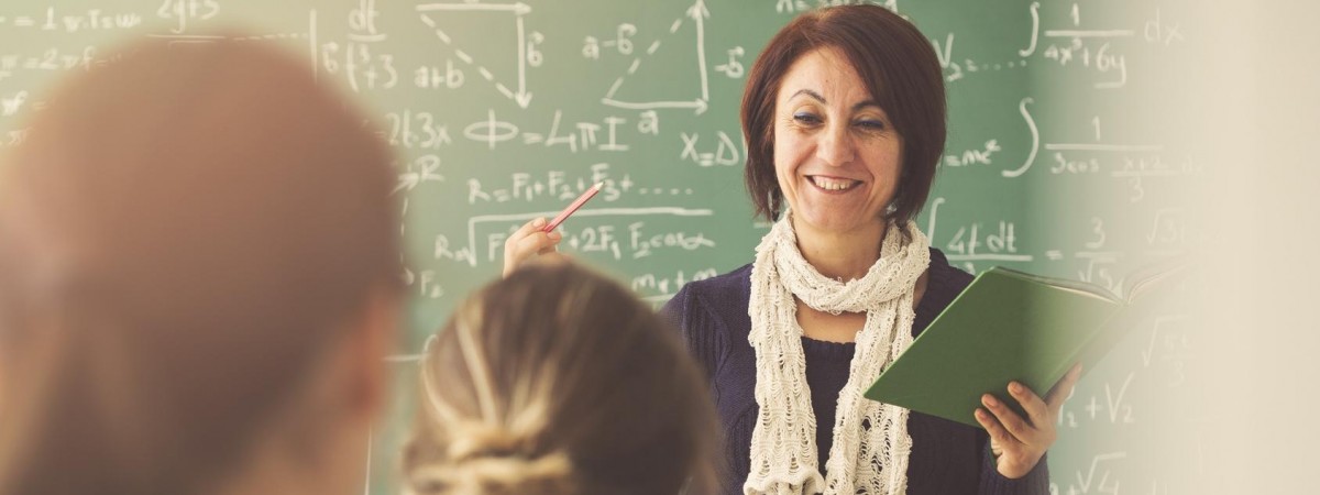 Nauczyciele walczą o podwyżki i grożą strajkiem. Egzaminy szkolne pod znakiem zapytania