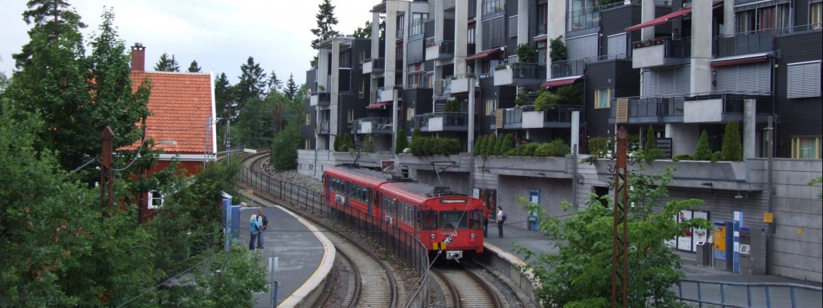 Za dużo ludzi, za mało dróg: burdy pod skocznią to wina nie tylko podchmielonych widzów