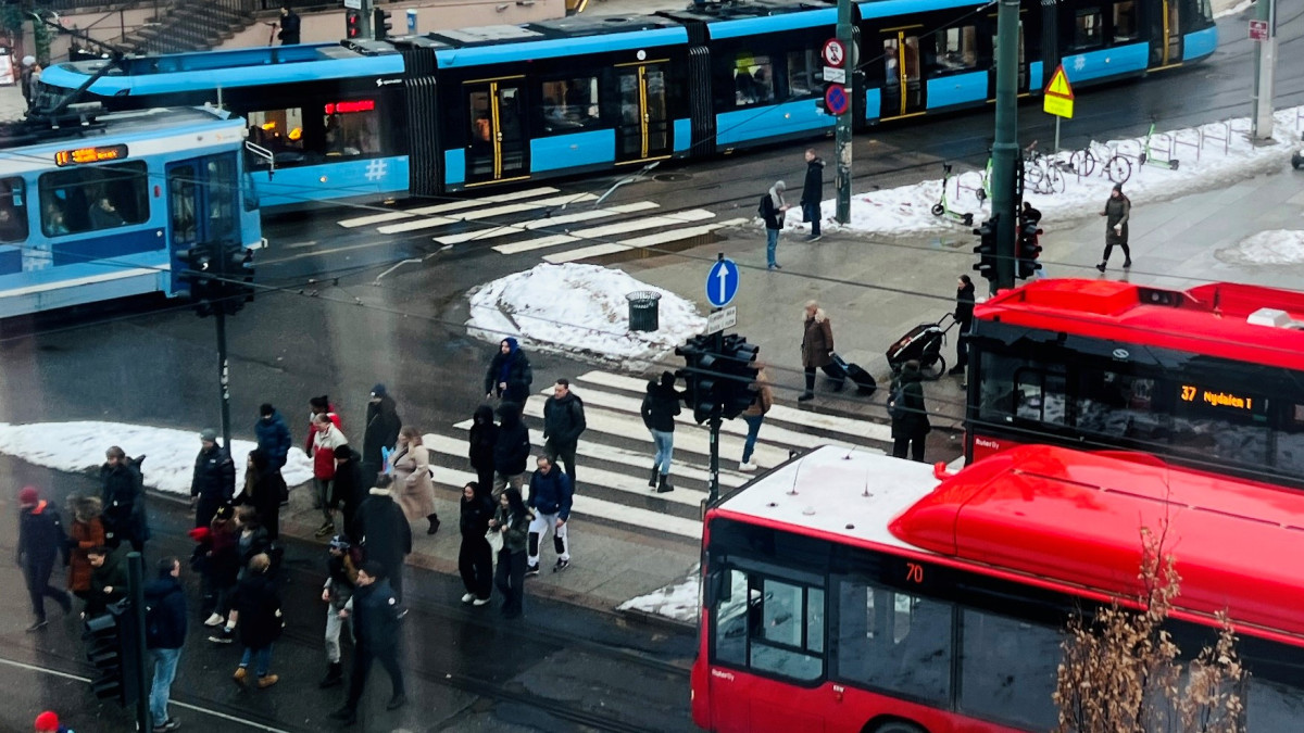Tak podróżują w Norwegii: samochód pozostaje numerem jeden