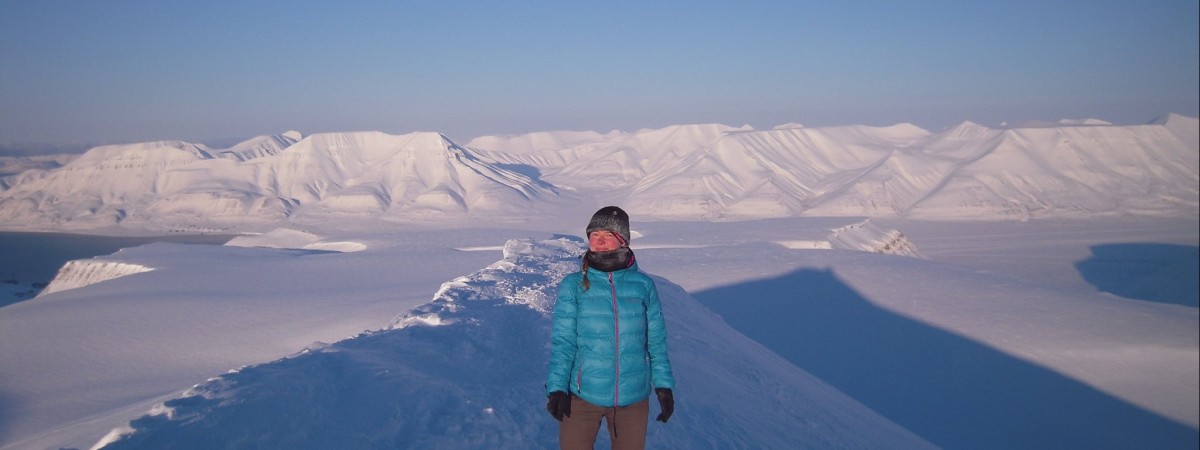 Broń do kościoła, piwo na kartki, zakaz umierania – tak żyje się na Svalbardzie [WYWIAD I ZDJĘCIA]