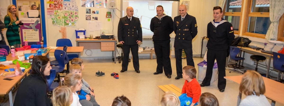 „134 metry Polski”: powitanie ORP Gen. T. Kościuszko w Bergen [ZDJĘCIA]