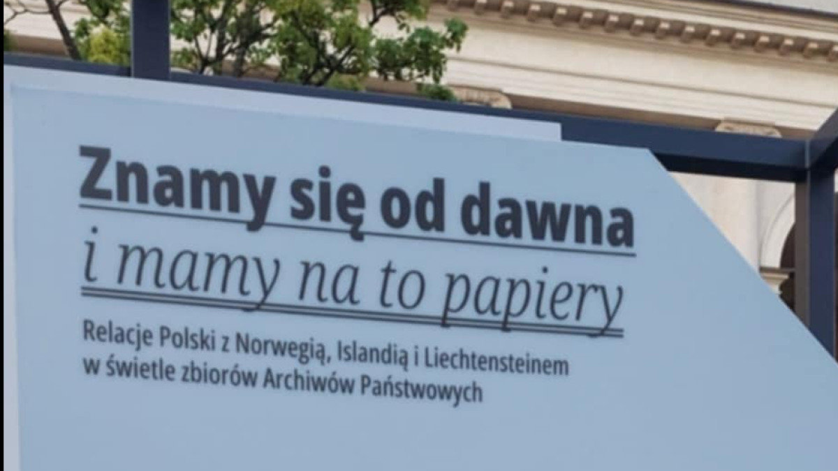 Co nas łączy z Norwegami? Plenerowa wystawa w Warszawie