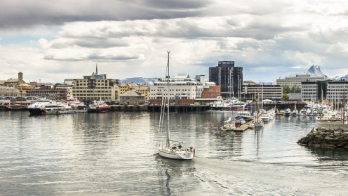 Zima w Norwegii jest coraz krótsza. W Bodø „skurczyła się” o dwa miesiące