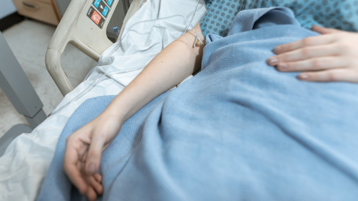 Przepełnione izby przyjęć i oddziały ratunkowe. Grypa i koronawirus zbierają żniwo w Norwegii