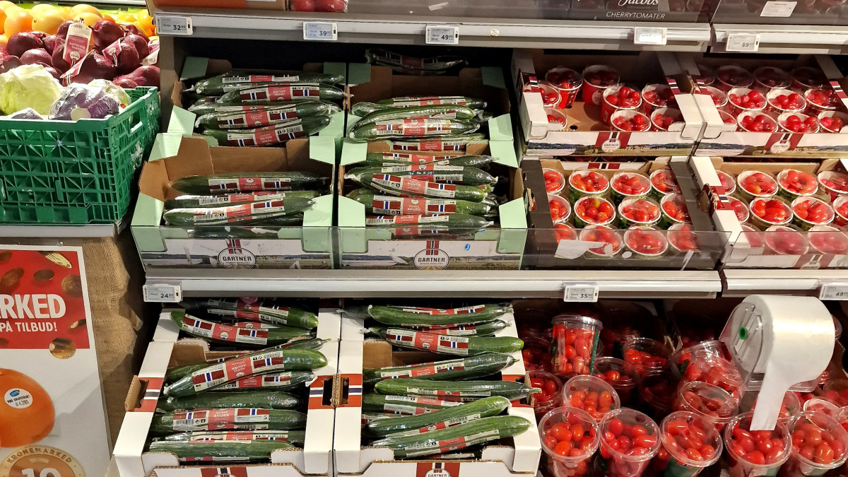 Ryby, warzywa, owoce: te produkty w Norwegii podrożały najbardziej w 2023
