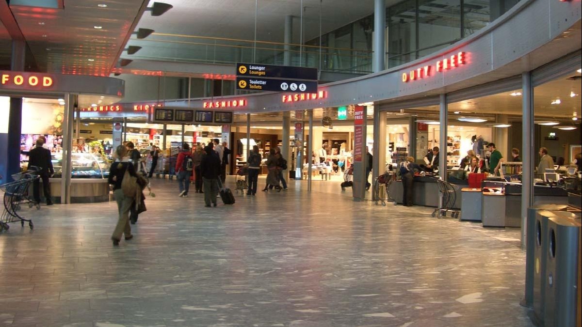 Chcą opodatkować alkohol w strefach wolnocłowych: „Państwo traci miliardy koron”