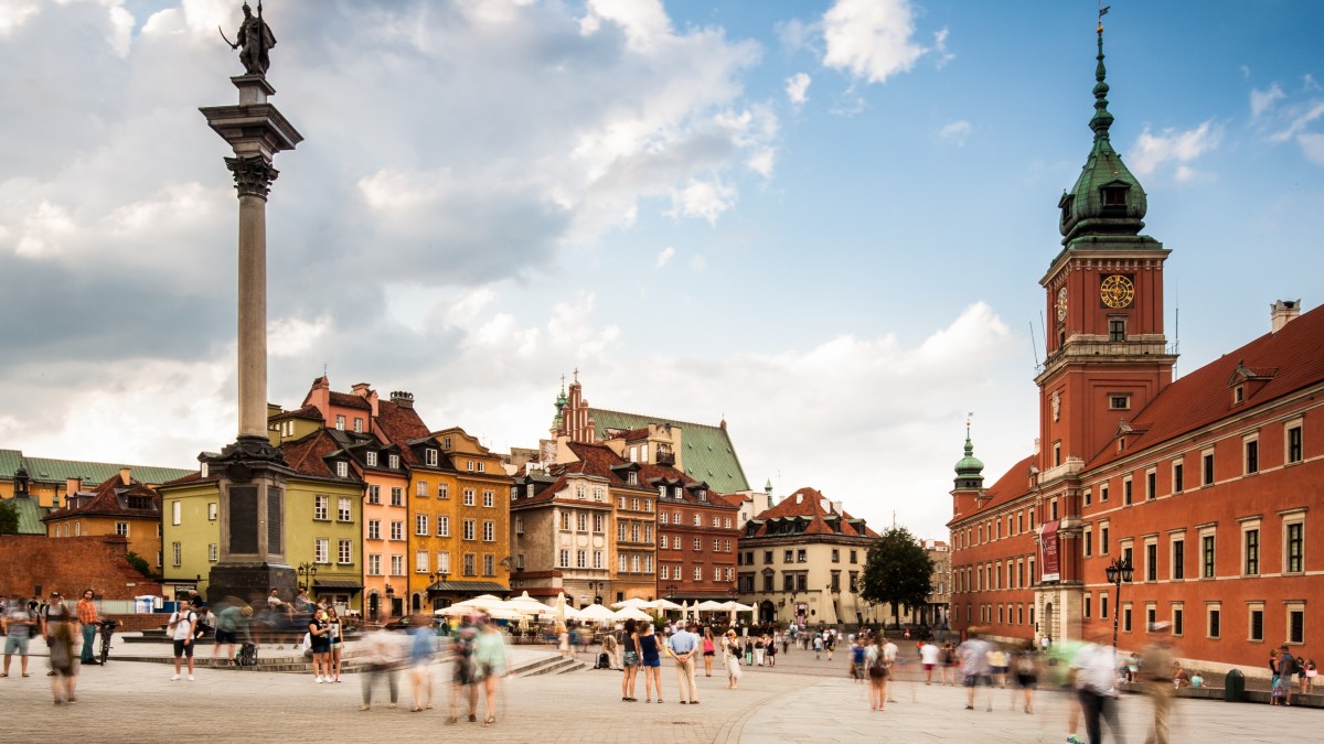 Polska: od dziś koniec z kwarantanną i maseczkami