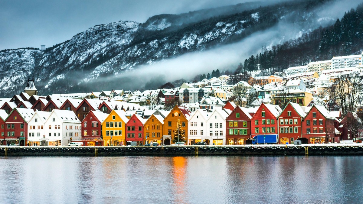 Lockdown w Bergen. Okoliczne gminy też zaostrzają covidowe restrykcje