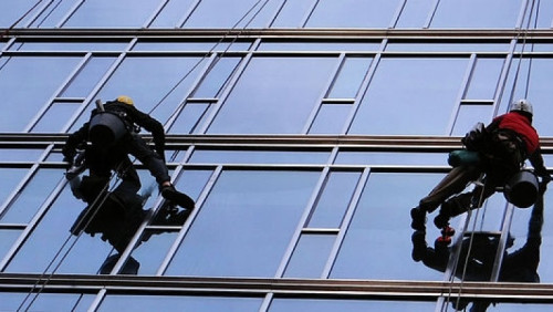 Firmy sprzątające znów ofiarami oszustów. Uwaga na fałszywe faktury