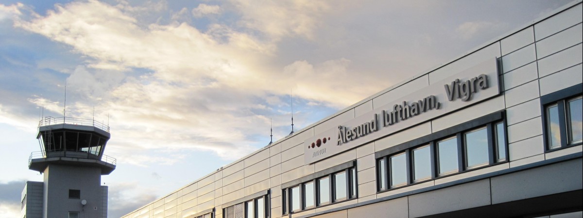 Musieli pożegnać się z lotem do kraju, bo byli pijani. Kolejni Polacy przyłapani przed podróżą „na gazie”