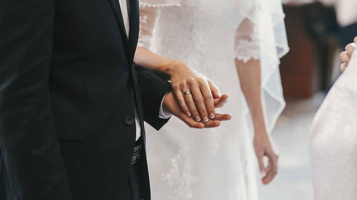 Walentynki 2025: norweski Kościół zaprasza na spontaniczne śluby typu drop-in. Czy każdy może skorzystać?