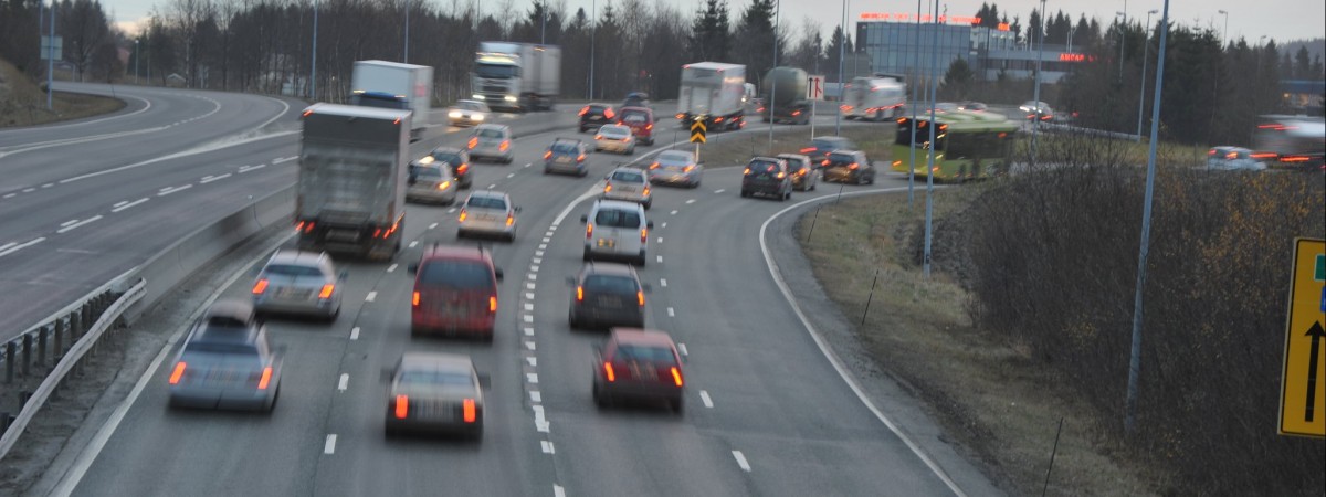 Ogromne zainteresowanie cyfrowym prawem jazdy. Prawie 700 tysięcy kierowców pobrało aplikację w ciągu doby
