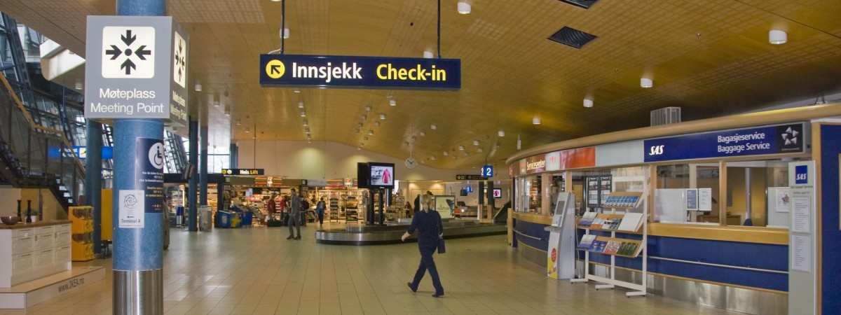 Polacy oskarżeni o paserstwo. W walizkach przewozili sprzęt komputerowy