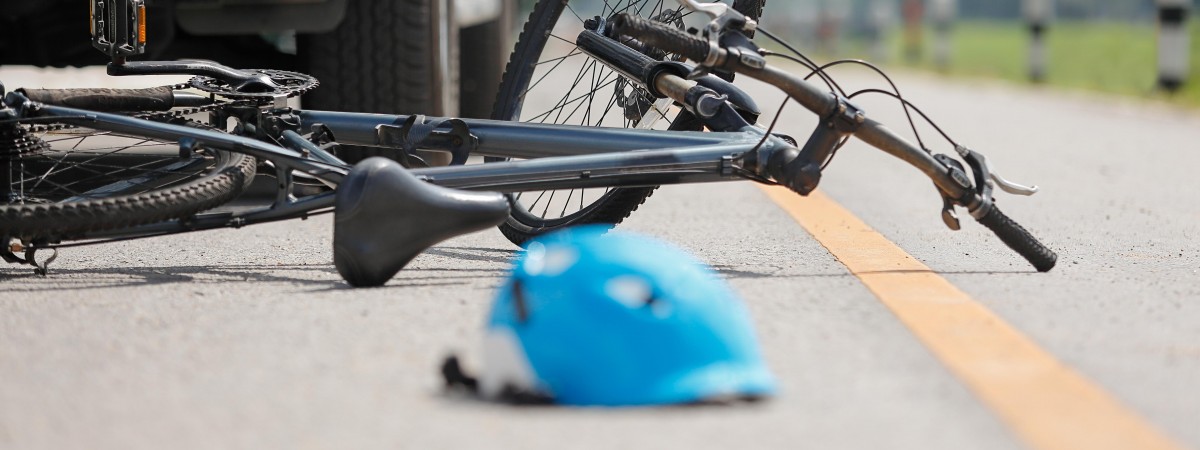 Prawie dwa razy mniej ofiar wypadków śmiertelnych na drogach. Trygg Trafikk: „Nie ma się z czego cieszyć”